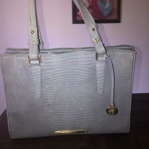 Brahmin used Melbourne lilac in great condition!